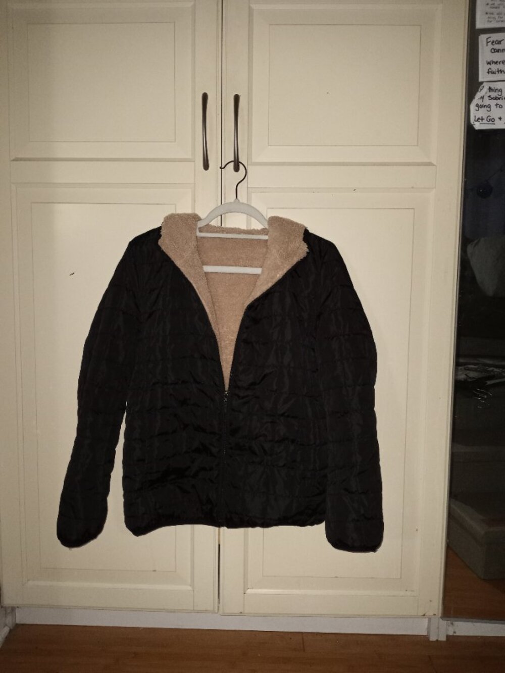 Lightweight puffer jacket